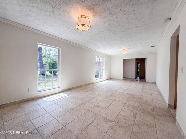 12555 AGATITE Road, Jacksonville, FL 32258