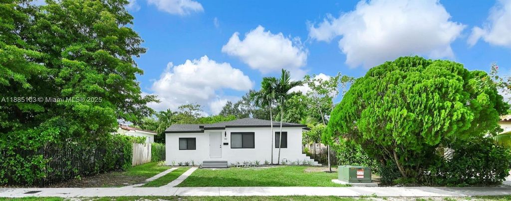 82 NE 117th St, Miami, FL 33161