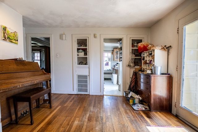 5 Ridgefield, Wayland, MA 01778