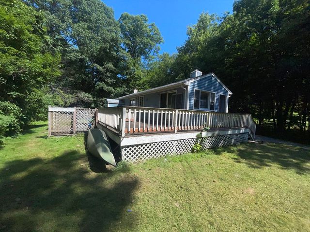 249 Granite St, Leominster, MA 01453