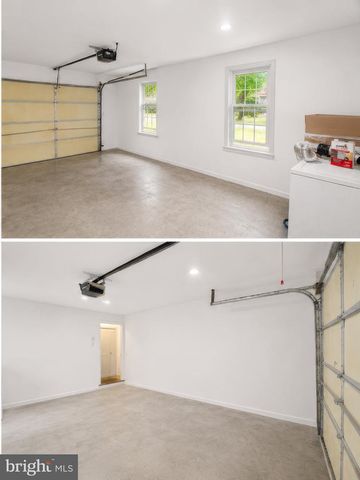 5221 MEADOWBROOK DR, Mechanicsburg, PA 17050