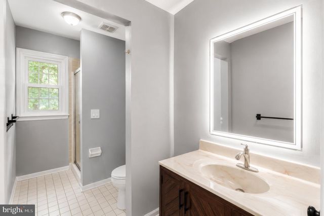 5221 MEADOWBROOK DR, Mechanicsburg, PA 17050