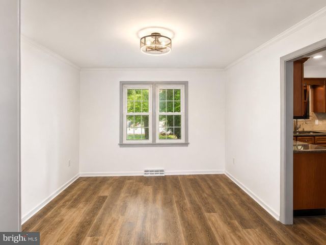 5221 MEADOWBROOK DR, Mechanicsburg, PA 17050