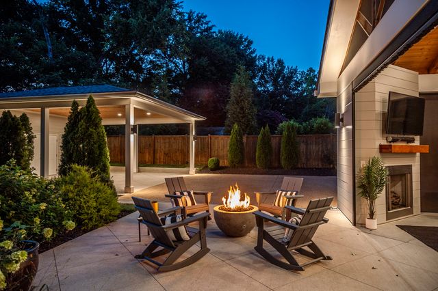 5007 Manuel Dr, Nashville, TN 37211