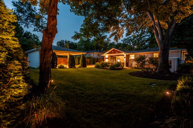 5007 Manuel Dr, Nashville, TN 37211