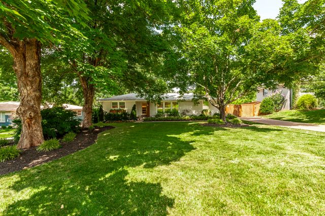 5007 Manuel Dr, Nashville, TN 37211