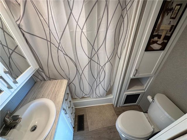 108 Eagle Drive, New London, NC 28127