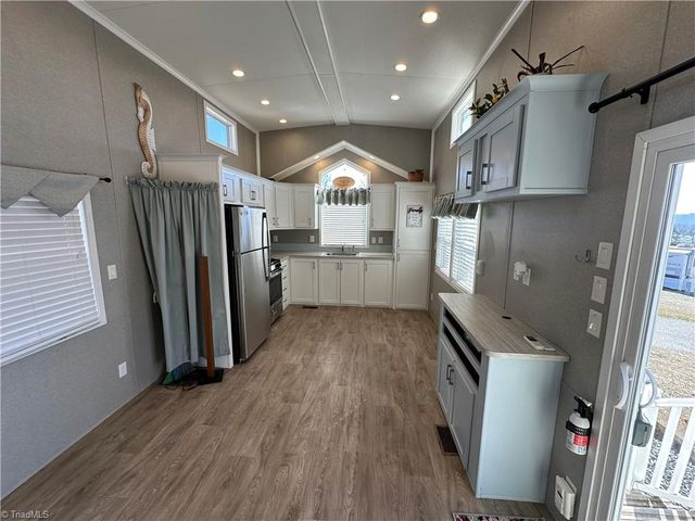 108 Eagle Drive, New London, NC 28127