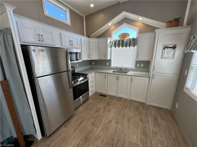 108 Eagle Drive, New London, NC 28127