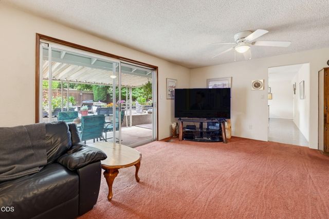 1964 Camellia Avenue, Medford, OR 97504