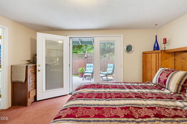 1964 Camellia Avenue, Medford, OR 97504