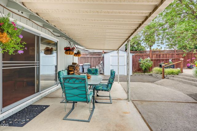 1964 Camellia Avenue, Medford, OR 97504