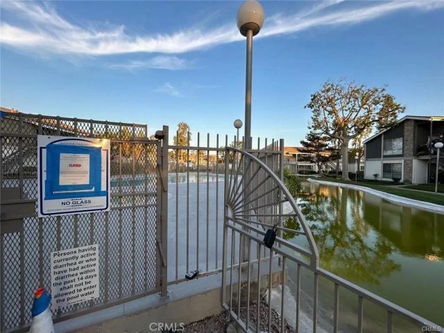 2847 S Fairview D, Santa Ana, CA 92704