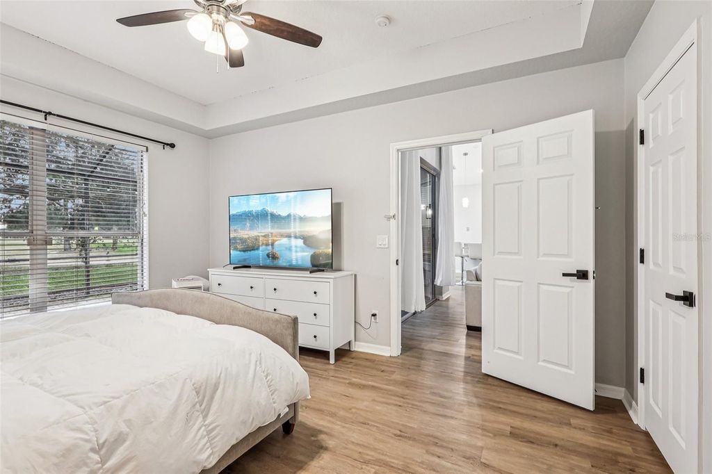 Image 13 of property listing at 221 WESTMORELAND CIRCLE, Kissimmee, FL 34744