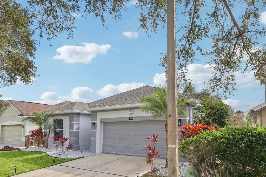 Image 32 of property listing at 221 WESTMORELAND CIRCLE, Kissimmee, FL 34744