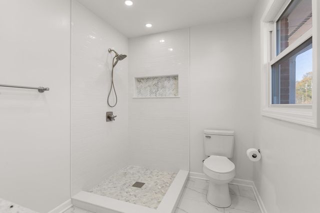 370 E Boundary Drive, Spartanburg, SC 29303