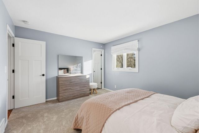 8671 Red Oak Drive, Eden Prairie, MN 55347