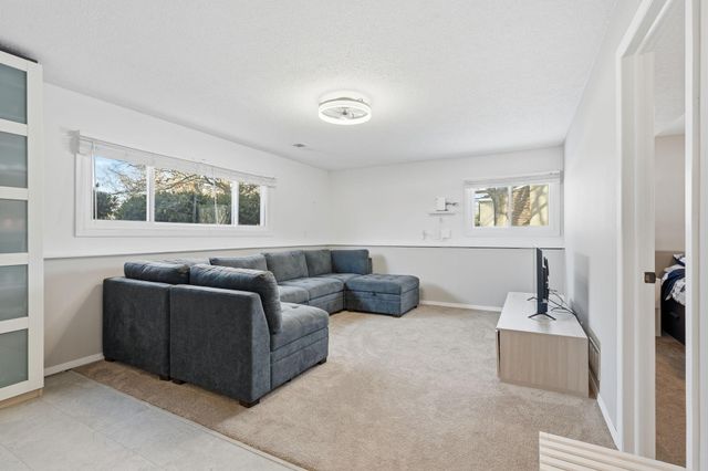 8671 Red Oak Drive, Eden Prairie, MN 55347