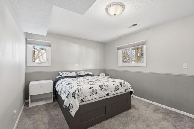 8671 Red Oak Drive, Eden Prairie, MN 55347