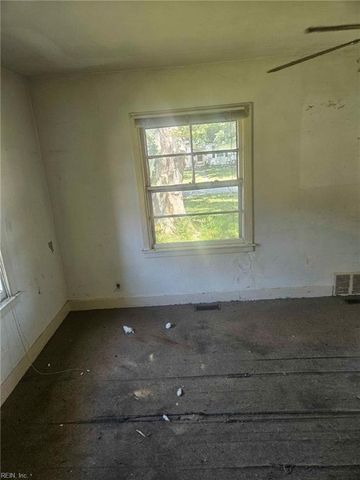 4201 Nautilus AVE, Chesapeake, VA 23325