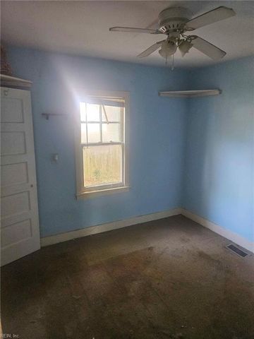 4201 Nautilus AVE, Chesapeake, VA 23325