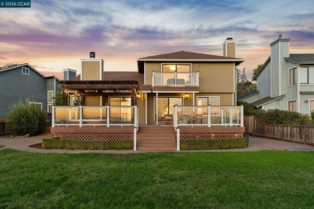 6317 Ridgemont Dr, Oakland, CA 94619