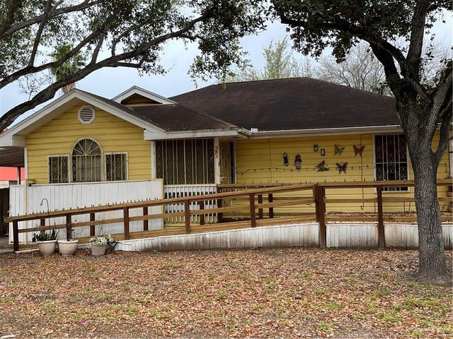 955 Adams Street, Mission, TX 78572