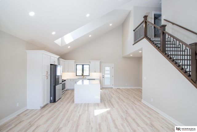 7769 S 94th Bay, Lincoln, NE 68526