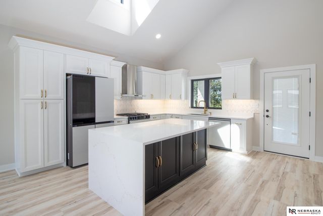 7769 S 94th Bay, Lincoln, NE 68526