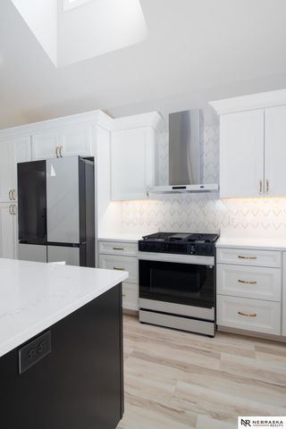 7769 S 94th Bay, Lincoln, NE 68526