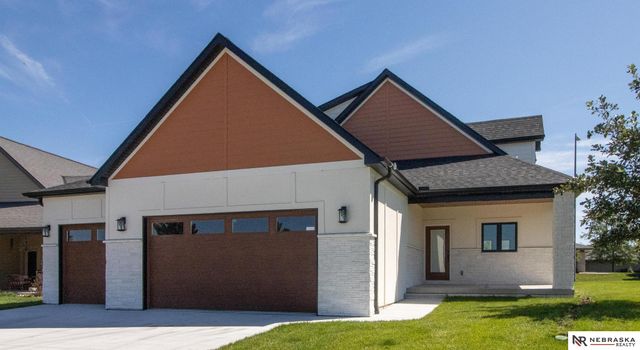 7769 S 94th Bay, Lincoln, NE 68526