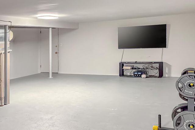 104 Bon Aire Circle W 8L, Suffern, NY 10901