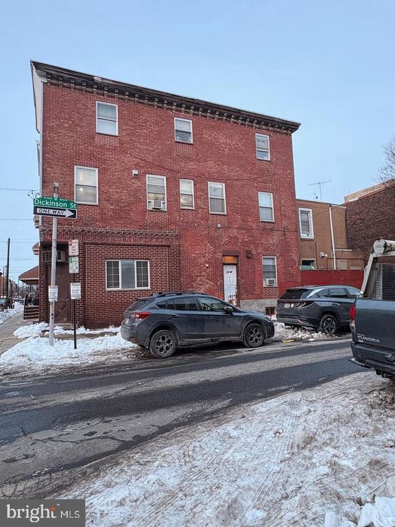 1447 S 9TH ST, PHILADELPHIA, PA 19147 — photo 2