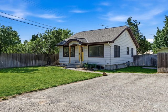 2034 S Broxon, Boise, ID 83705