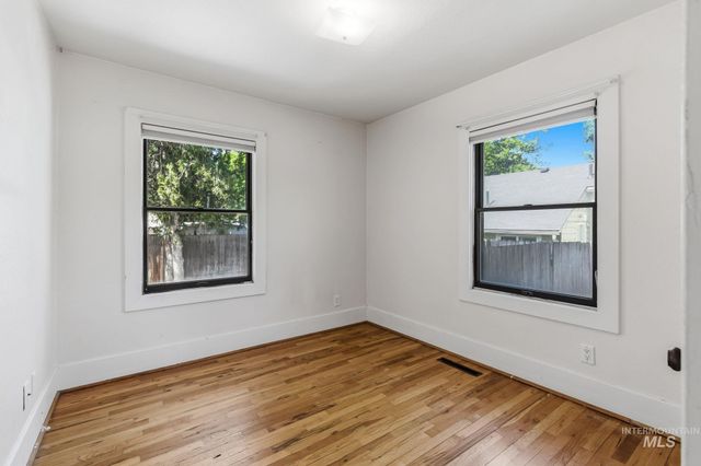 2034 S Broxon, Boise, ID 83705