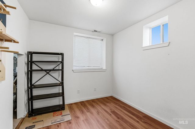 2034 S Broxon, Boise, ID 83705