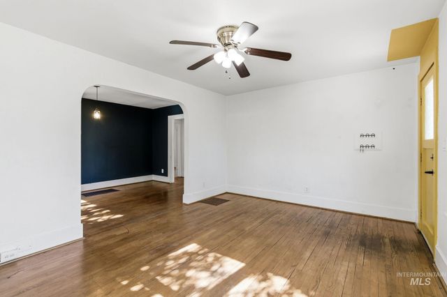 2034 S Broxon, Boise, ID 83705