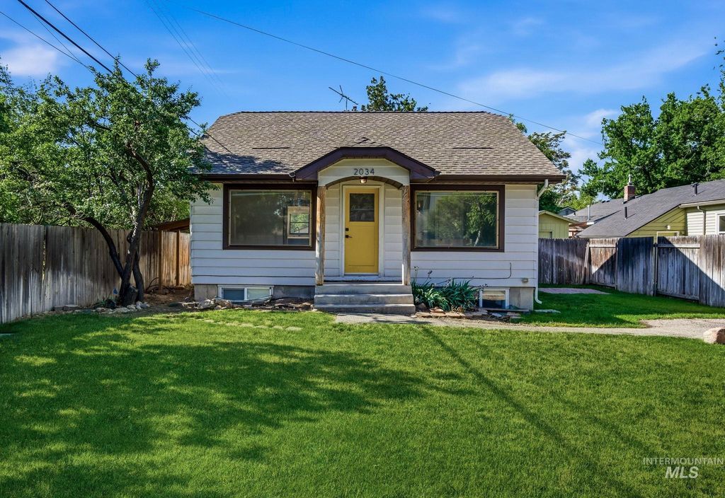 2034 S Broxon, Boise, ID 83705 photo 1