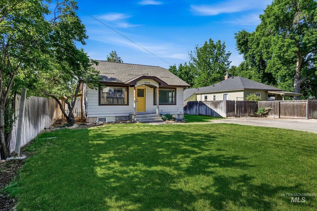 2034 S Broxon, Boise, ID 83705 photo 3