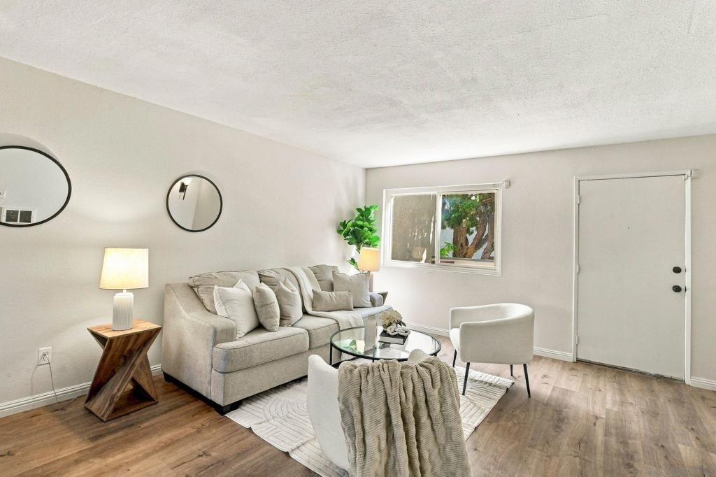 7864 Camino Raposa, San Diego, CA 92122 — photo 5