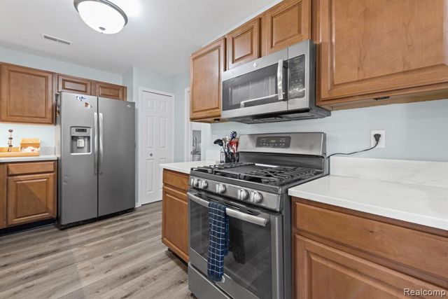 16789 Carriage Way, Northville, MI 48168