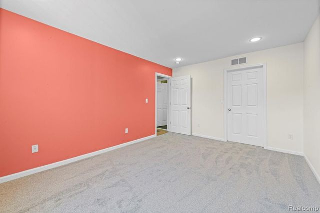 16789 Carriage Way, Northville, MI 48168