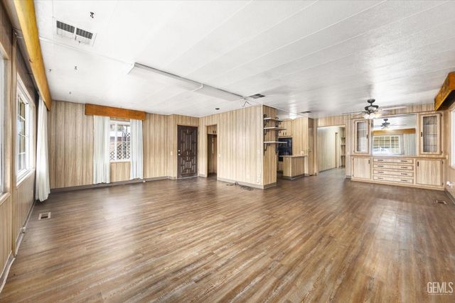 3601 S Chester Avenue 1, Bakersfield, CA 93304