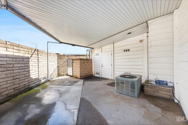 3601 S Chester Avenue 1, Bakersfield, CA 93304