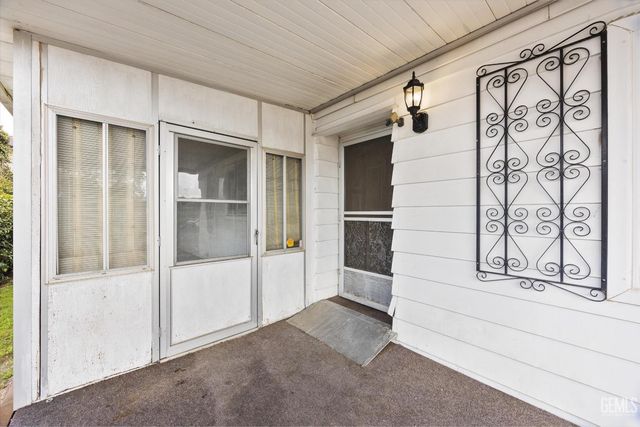 3601 S Chester Avenue 1, Bakersfield, CA 93304