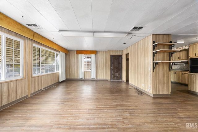 3601 S Chester Avenue 1, Bakersfield, CA 93304