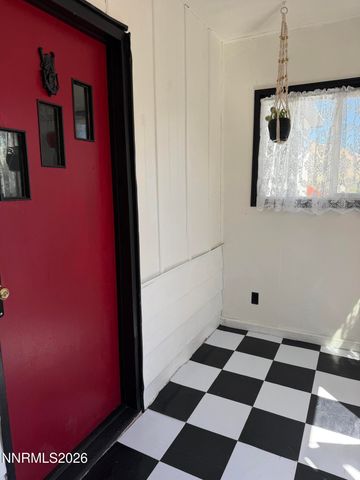 1021 NW Tonopah Avenue, Tonopah, NV 89049