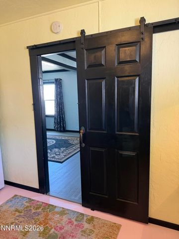 1021 NW Tonopah Avenue, Tonopah, NV 89049