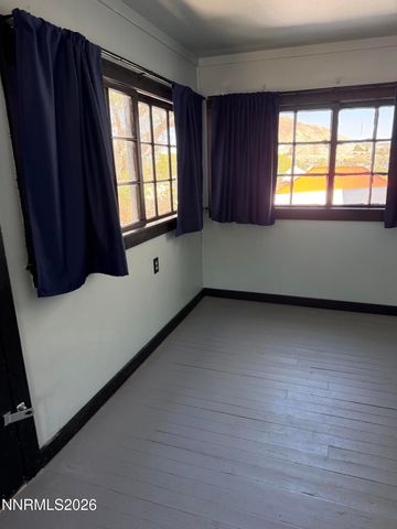 1021 NW Tonopah Avenue, Tonopah, NV 89049