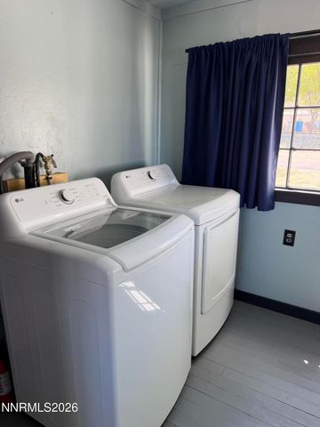 1021 NW Tonopah Avenue, Tonopah, NV 89049